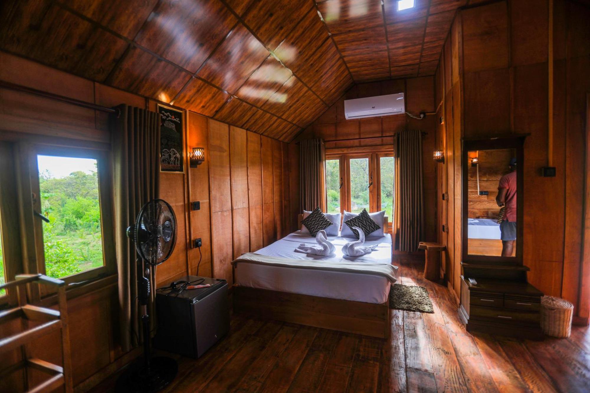 Lion Wood Treehouse Βίλα Talkote Εξωτερικό φωτογραφία