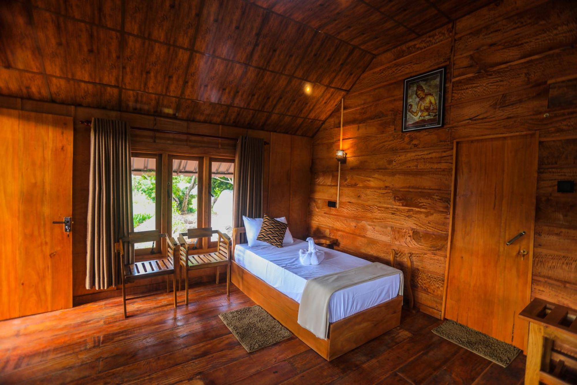 Lion Wood Treehouse Βίλα Talkote Εξωτερικό φωτογραφία