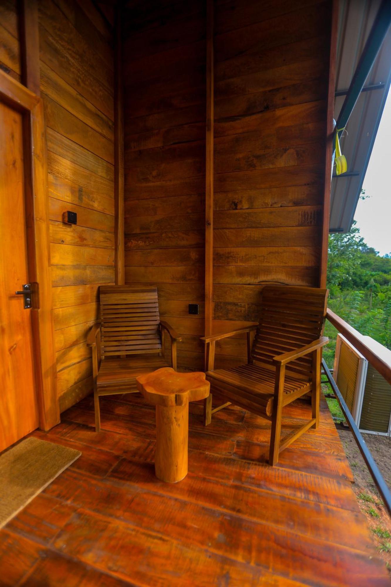 Lion Wood Treehouse Βίλα Talkote Εξωτερικό φωτογραφία