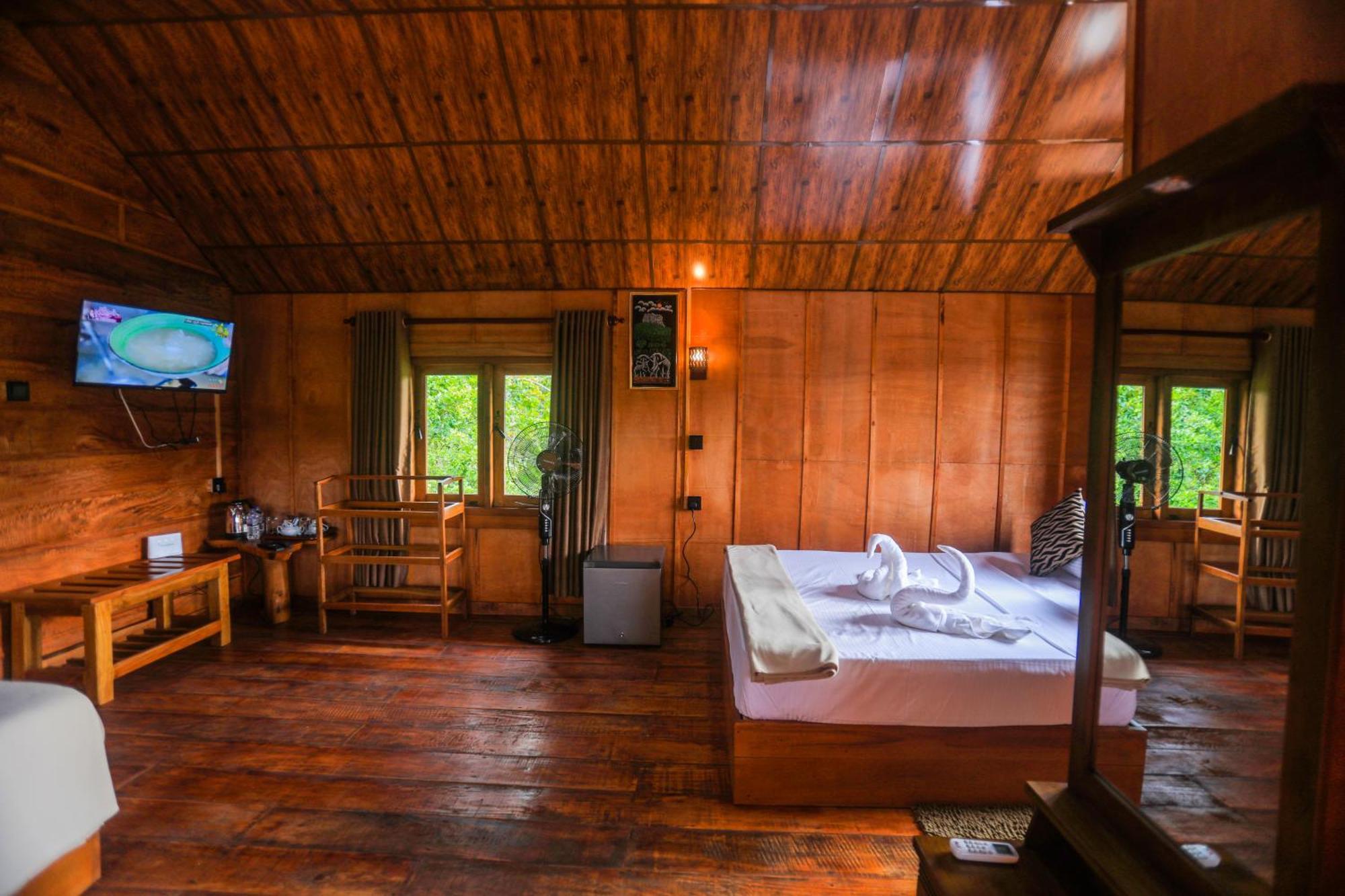 Lion Wood Treehouse Βίλα Talkote Εξωτερικό φωτογραφία