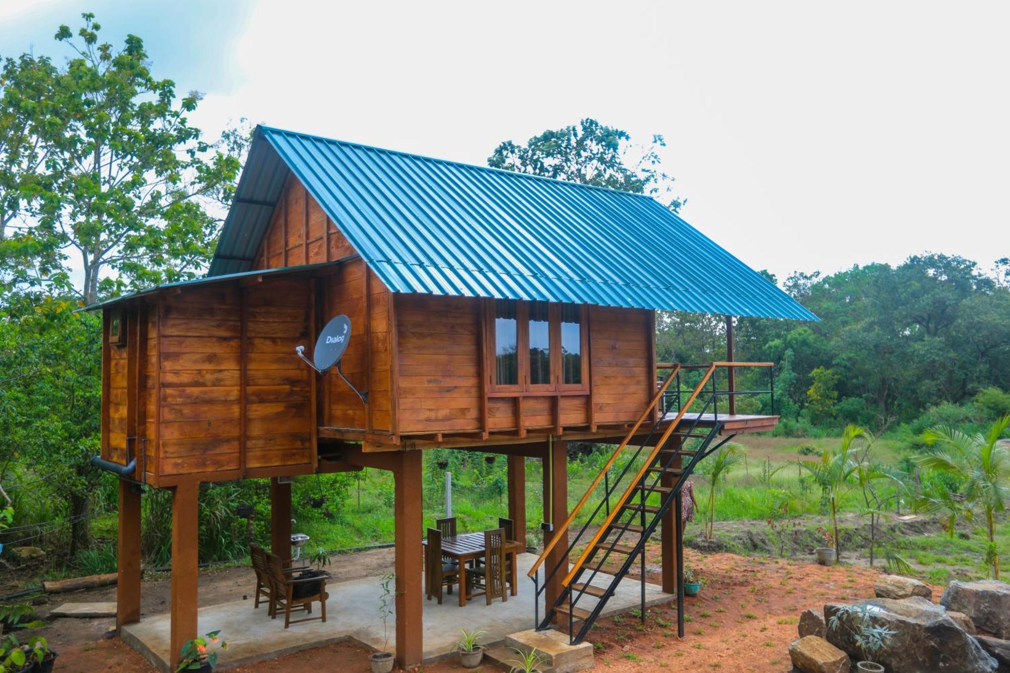 Lion Wood Treehouse Βίλα Talkote Εξωτερικό φωτογραφία