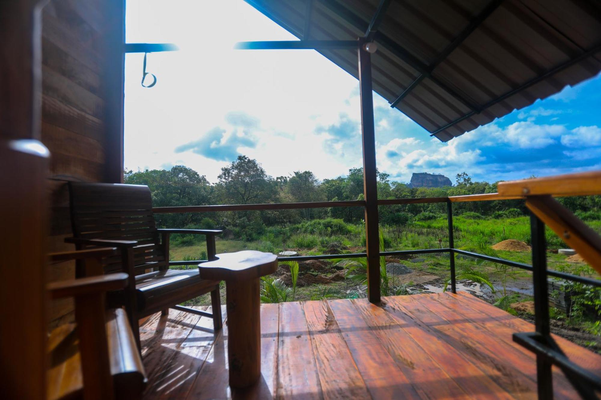 Lion Wood Treehouse Βίλα Talkote Εξωτερικό φωτογραφία