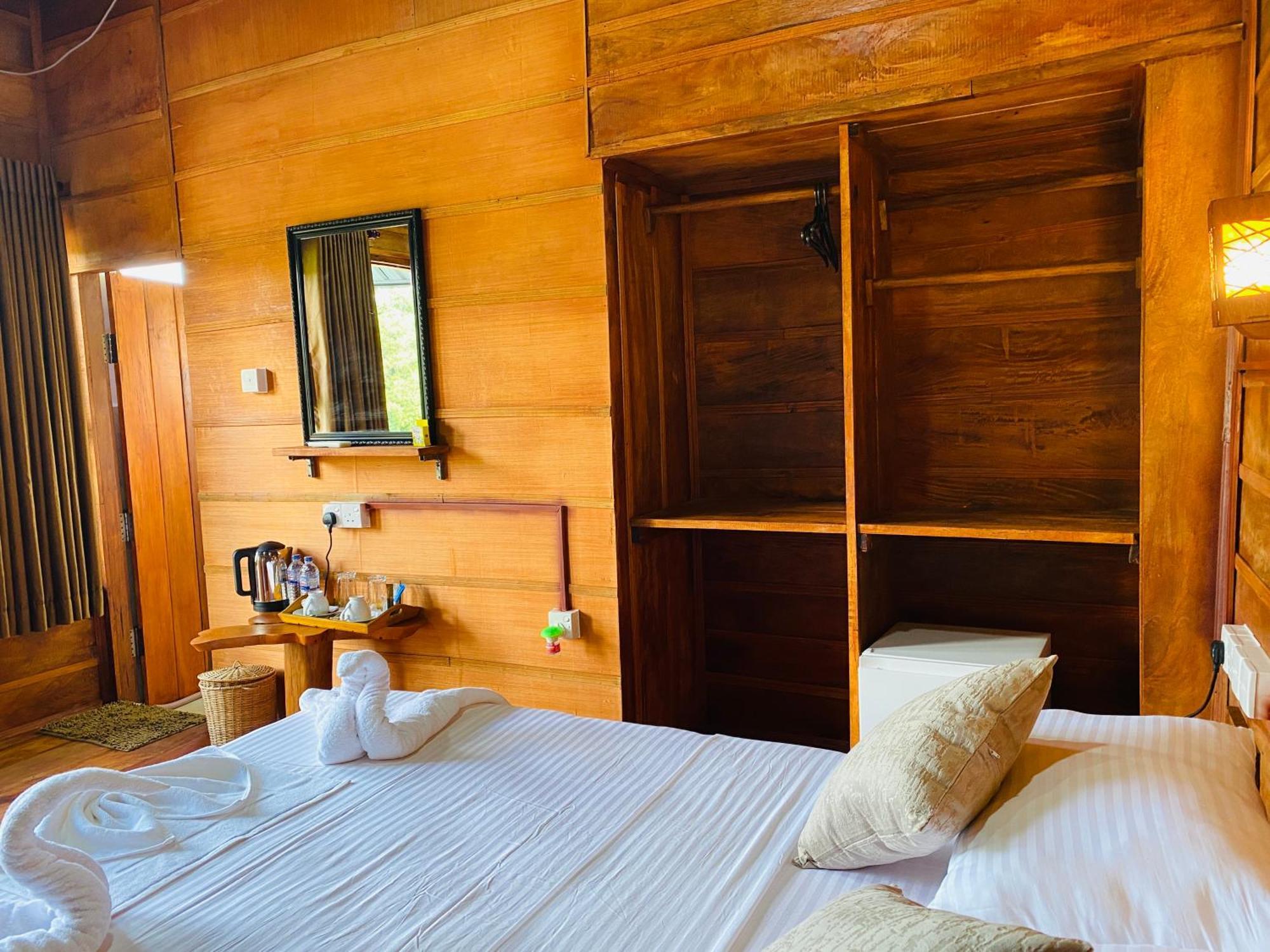 Lion Wood Treehouse Βίλα Talkote Εξωτερικό φωτογραφία