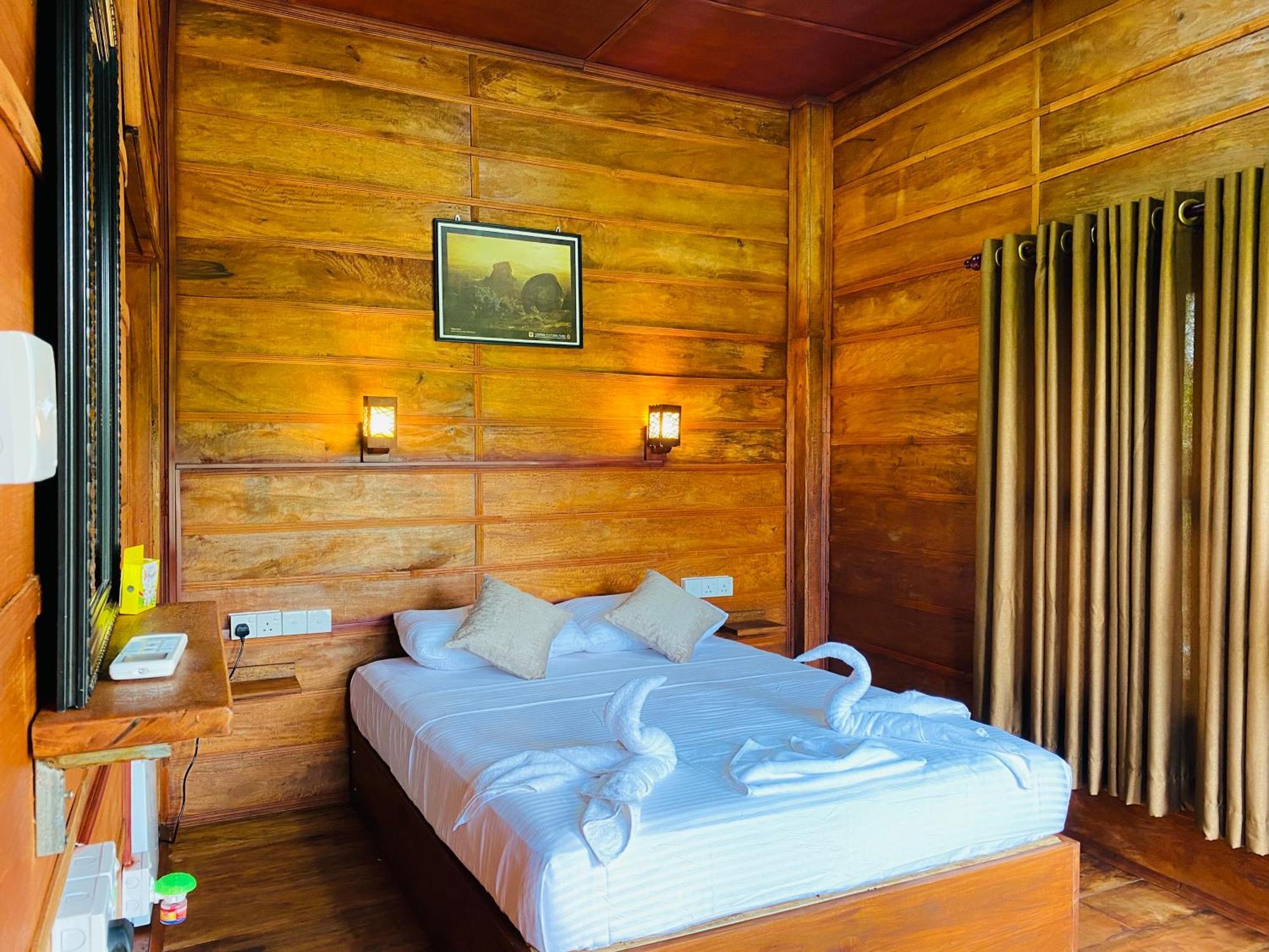 Lion Wood Treehouse Βίλα Talkote Εξωτερικό φωτογραφία